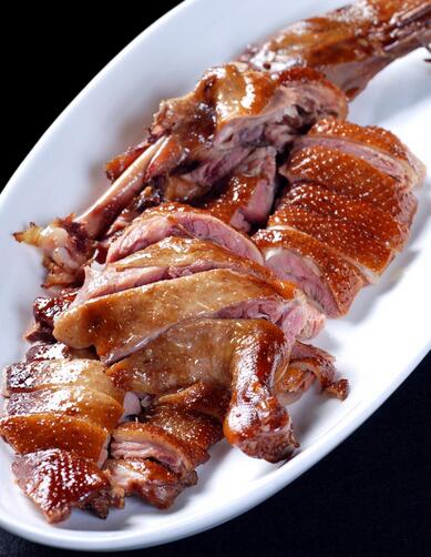 中秋美食——烟熏鸭.jpg
